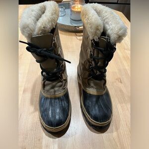 Sorel Women’s Caribou Winter Boots